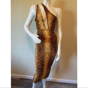 FashionNova SnakePrint Bodycon Dress